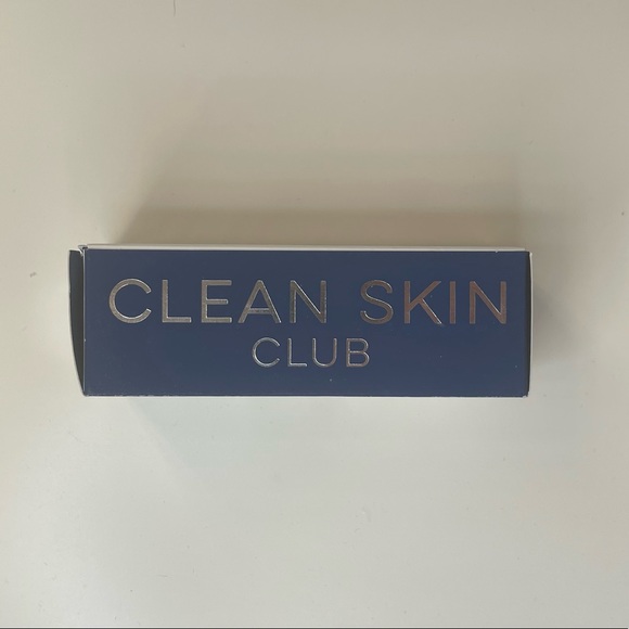 Clean Skin Club - Vitamin C Brightening Booster - Picture 3 of 6